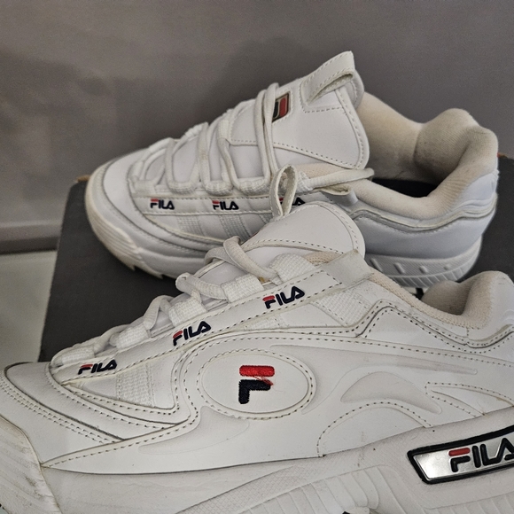 Fila Size 8.5 - Picture 2 of 3